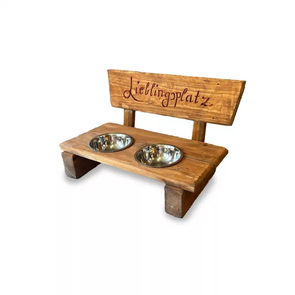 Hundebank mit 2 Naepfen_hell_seitlich